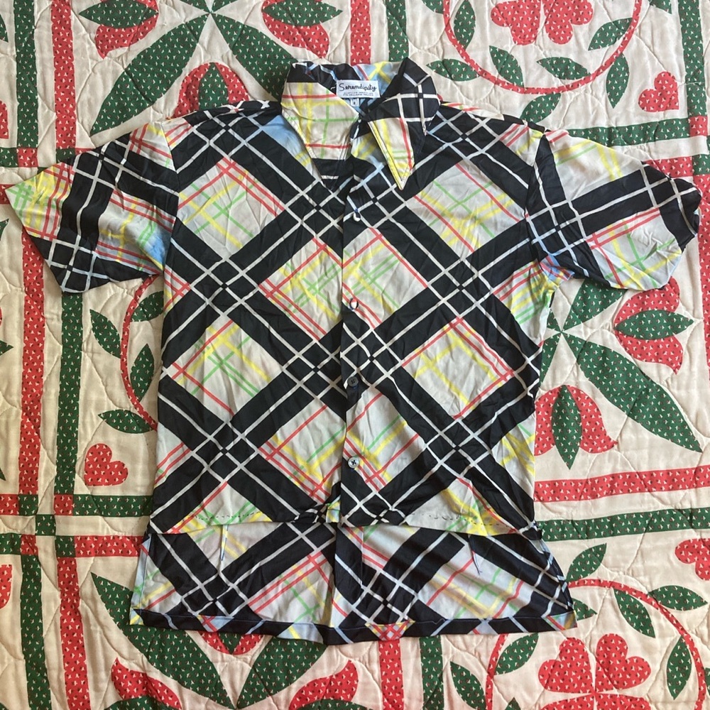 70’s dagger collar blouse